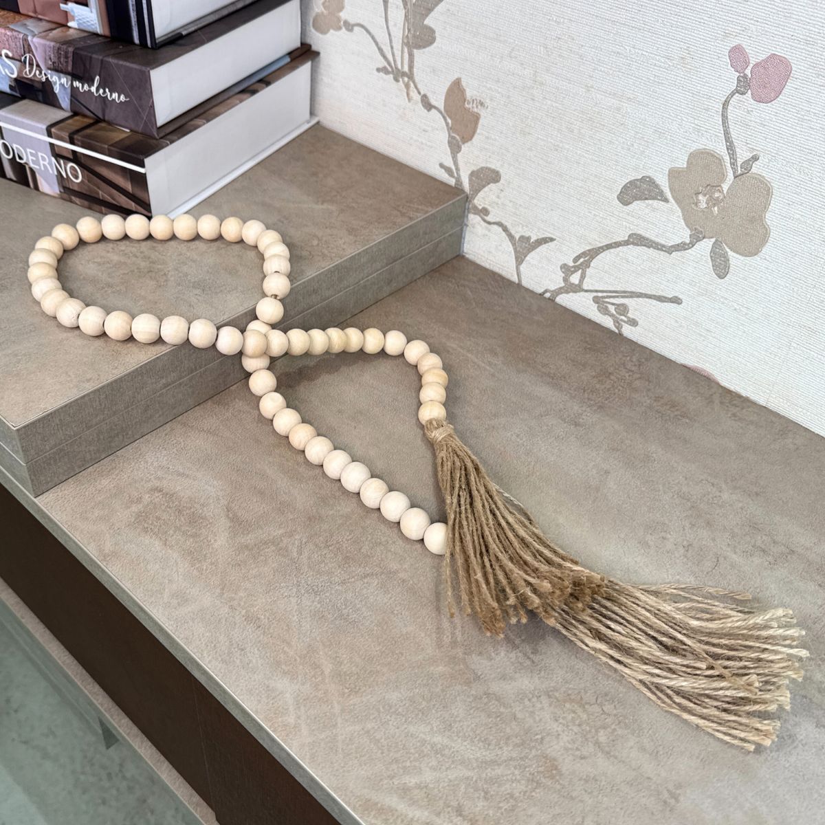 Colar de Mesa Decorativo em Madeira Bege Grande