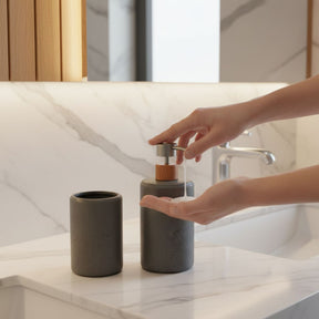 Kit Banheiro 2 Peças Lavabo Conjunto Saboneteira Dispenser e Porta Escovas Porcelana