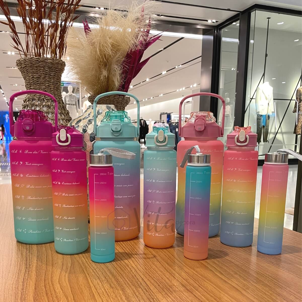 Garrafa Rainbow© 2L + BRINDE: Garrafa de 800ml e Garrafa de 250ml