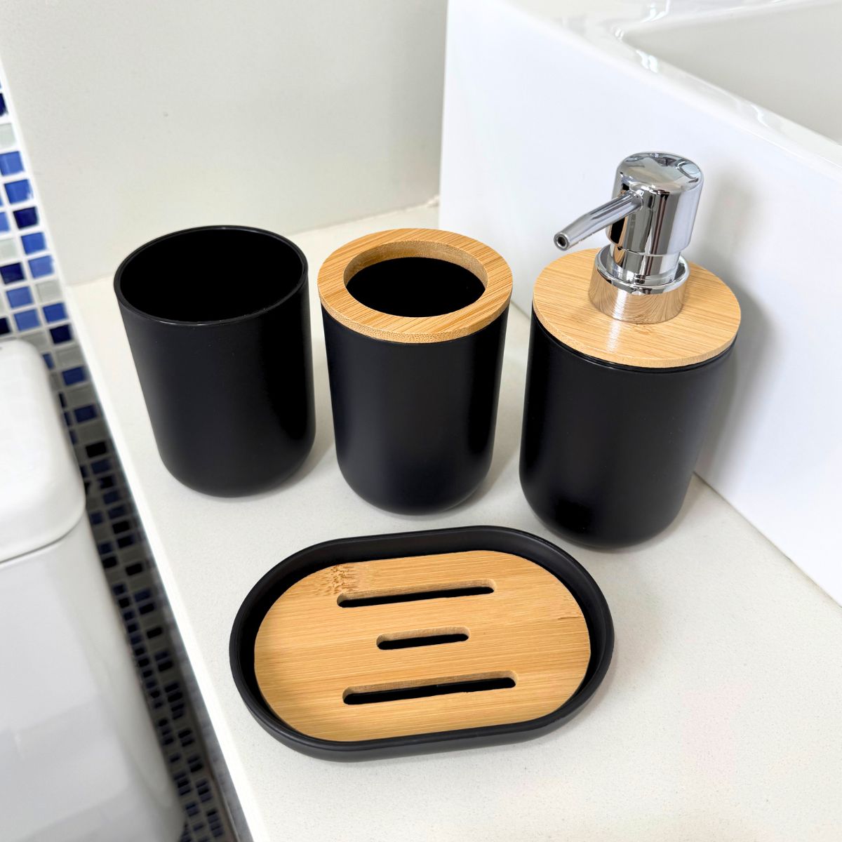 Kit Banheiro Lavabo Elegance – 5 Peças Dispenser, Porta Sabão e Porta-Objetos em Bambu